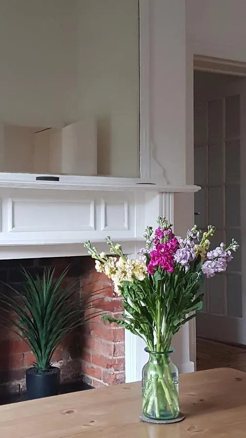 Lovely 2 Bedroom Flat Wifi Close To The Beach Bournemouth Apartamento